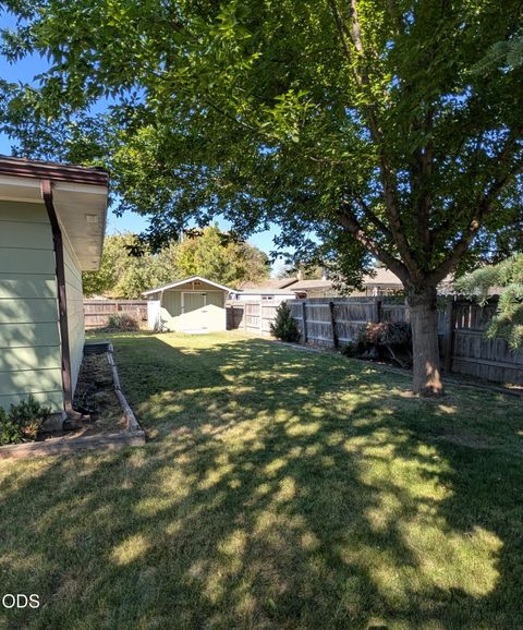 Tiny photo for 3628 Coronado Way, Klamath Falls, OR 97603 (MLS # 220224846)