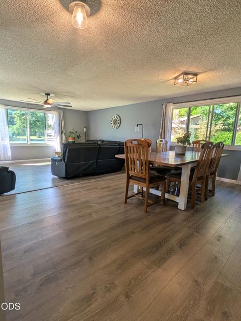 Tiny photo for 3628 Coronado Way, Klamath Falls, OR 97603 (MLS # 220224846)