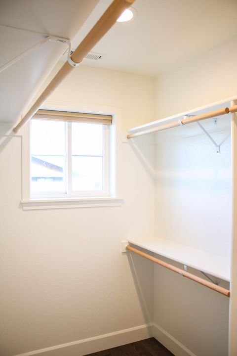 Tiny photo for 237 Willow Way, Talent, OR 97540 (MLS # 220212578)