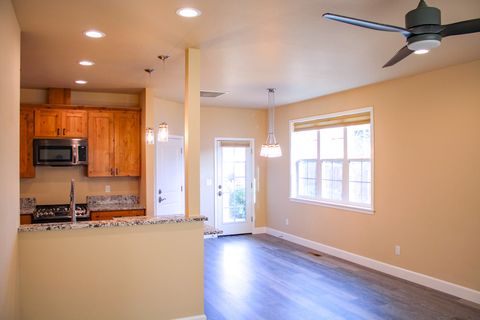 Tiny photo for 237 Willow Way, Talent, OR 97540 (MLS # 220212578)