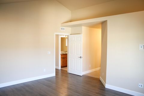 Tiny photo for 237 Willow Way, Talent, OR 97540 (MLS # 220212578)