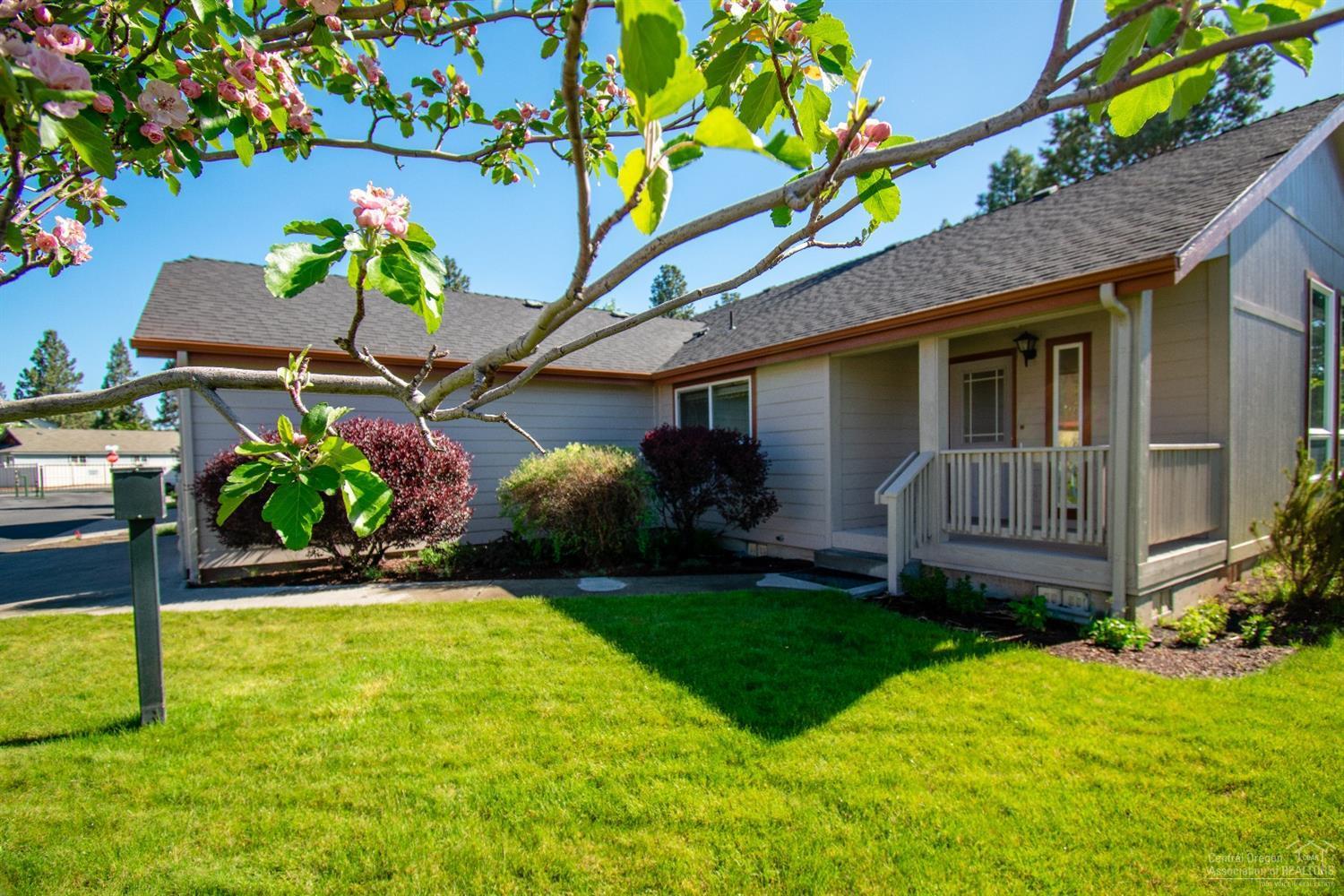 Pines At Sisters - Residential