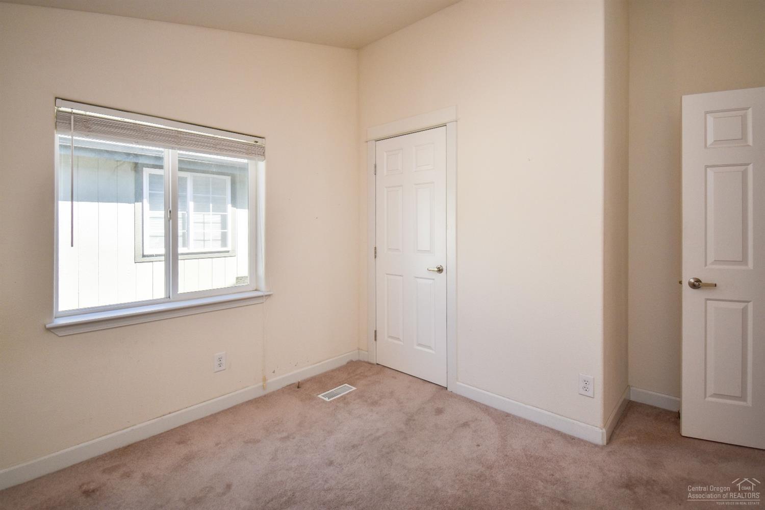 Pines At Sisters - Residential