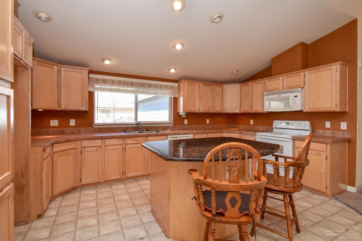 Pines At Sisters - Residential