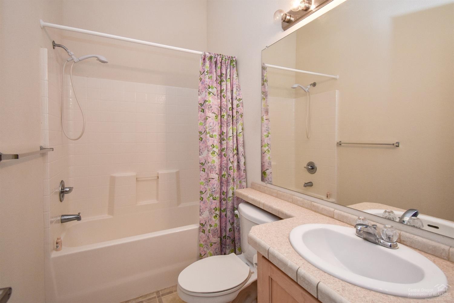 Pines At Sisters - Residential