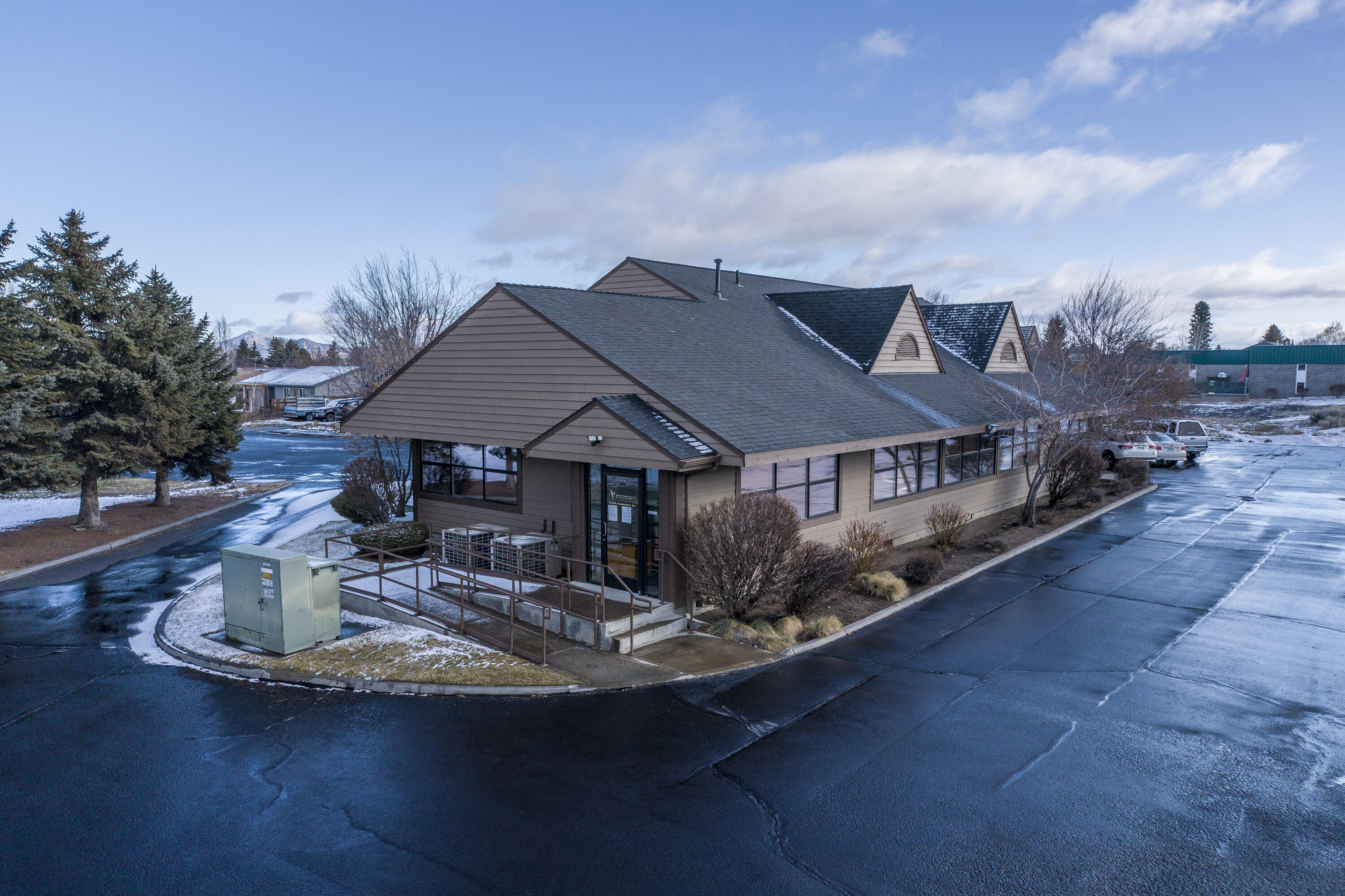 Nolans - Commercial Sale