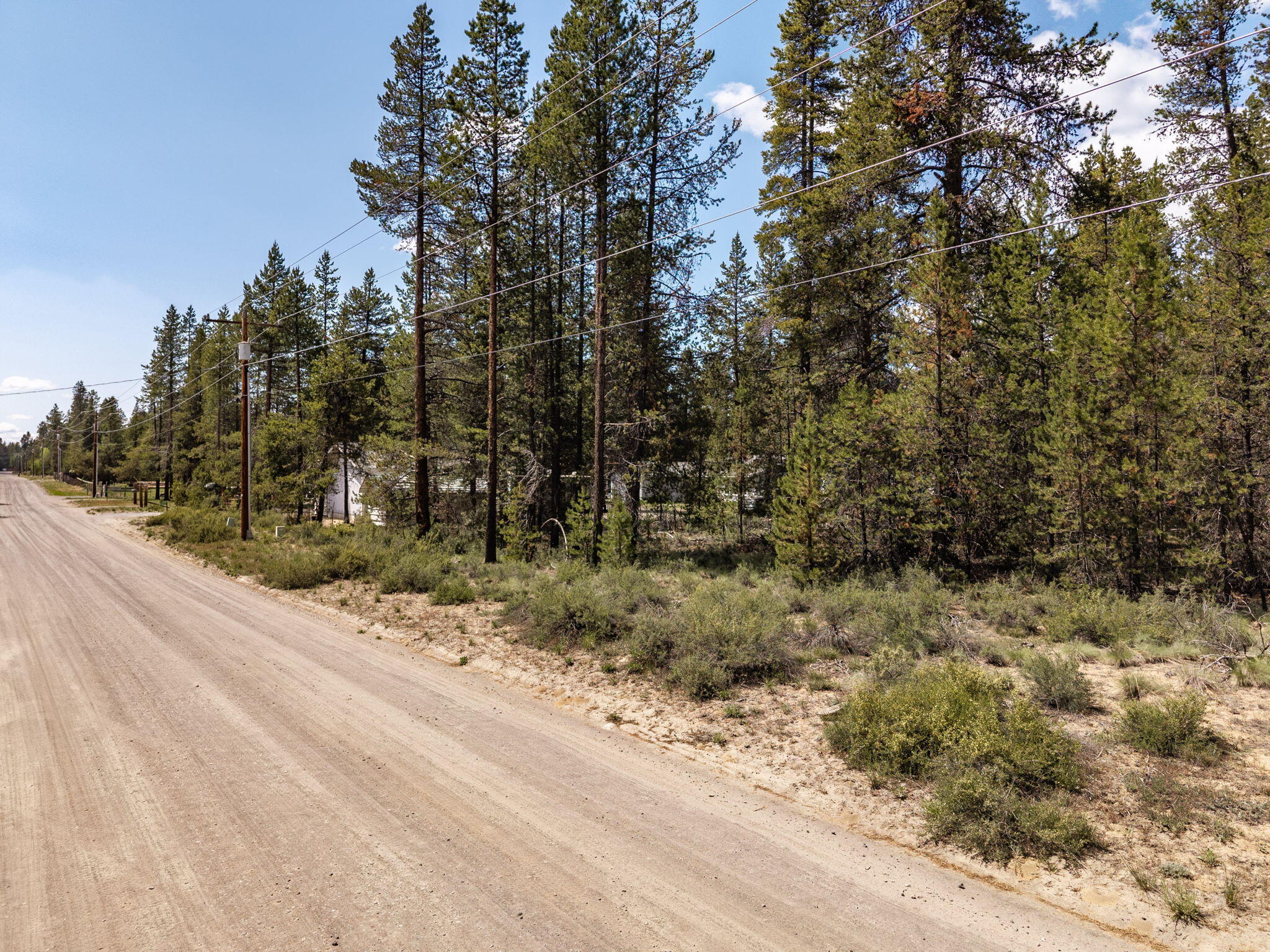 16164 Leona Lane