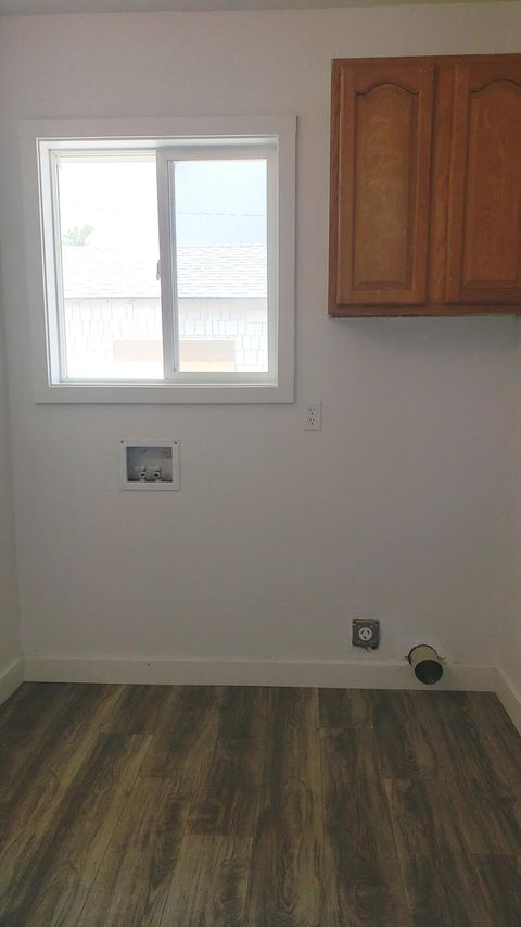 Tiny photo for 1558 Hope Street, Klamath Falls, OR 97603 (MLS # 220217812)