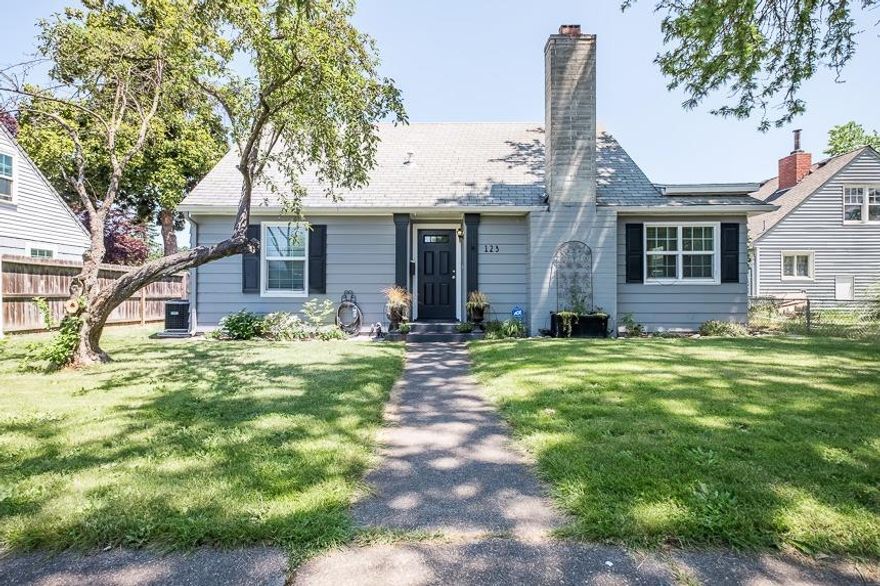 Schedule a tour of this 4 bed 1.5 bath house with detached finished shop and shed for storage. Recent updates include dual zone HVAC system, interior and exterior paint, carpet in bedrooms, countertops and painted cabinets. Backyard has alley access and additional paved parking.