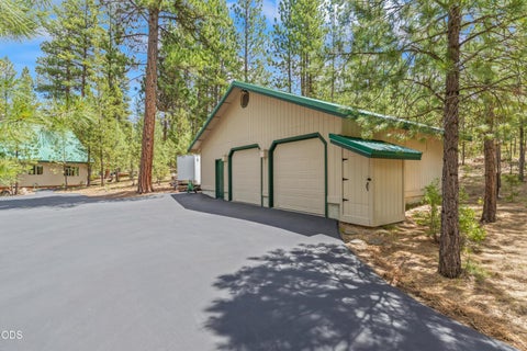 Tiny photo for 53570 Brookie Way, La Pine, OR 97739 (MLS # 220224738)