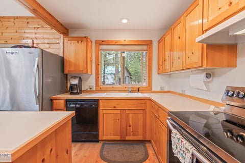 Tiny photo for 53570 Brookie Way, La Pine, OR 97739 (MLS # 220224738)