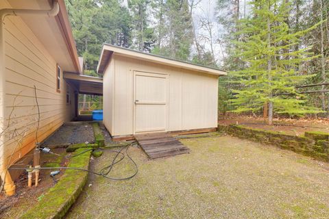 Tiny photo for 337 Daleo Drive, Grants Pass, OR 97527 (MLS # 220213231)
