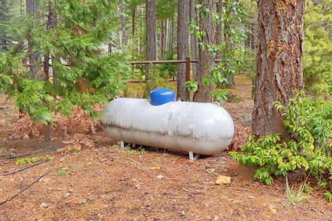 Tiny photo for 337 Daleo Drive, Grants Pass, OR 97527 (MLS # 220213231)