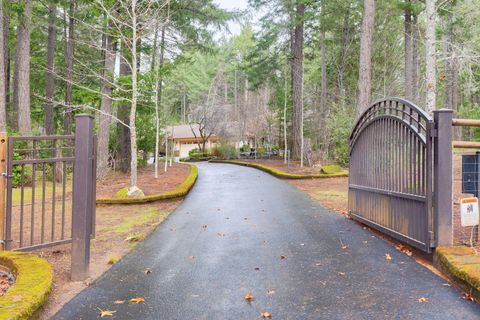 Tiny photo for 337 Daleo Drive, Grants Pass, OR 97527 (MLS # 220213231)