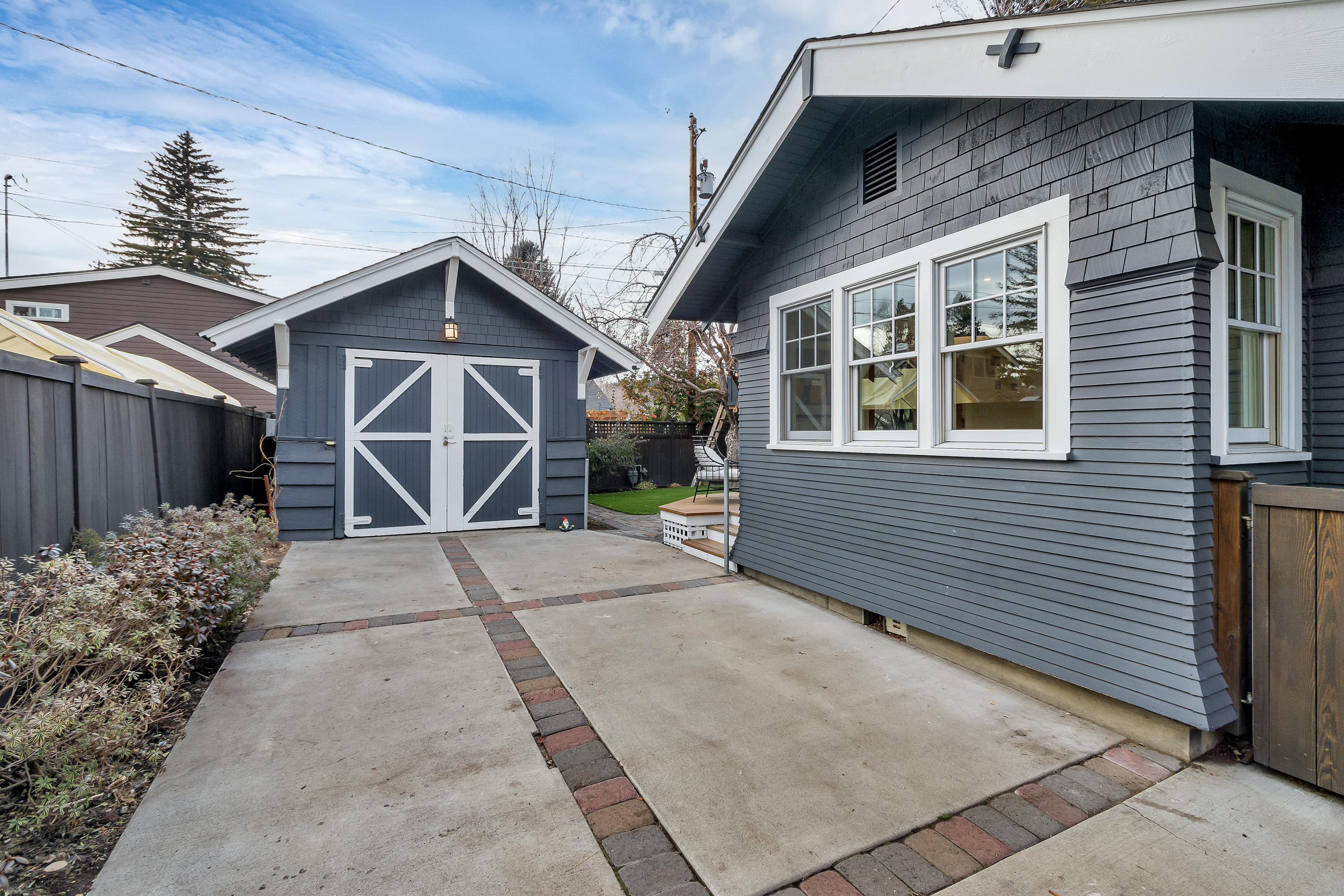 River Terrace - Residential