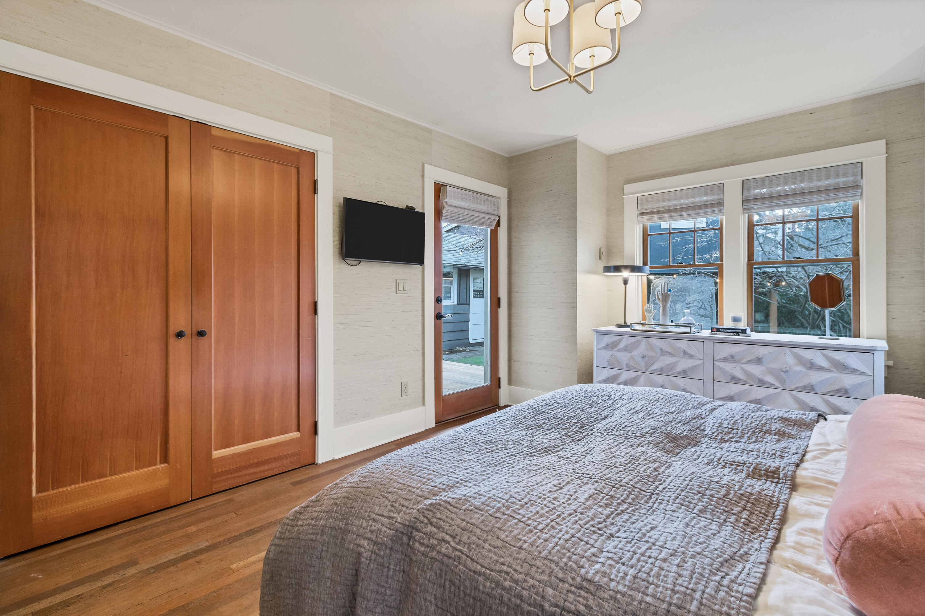 River Terrace - Residential