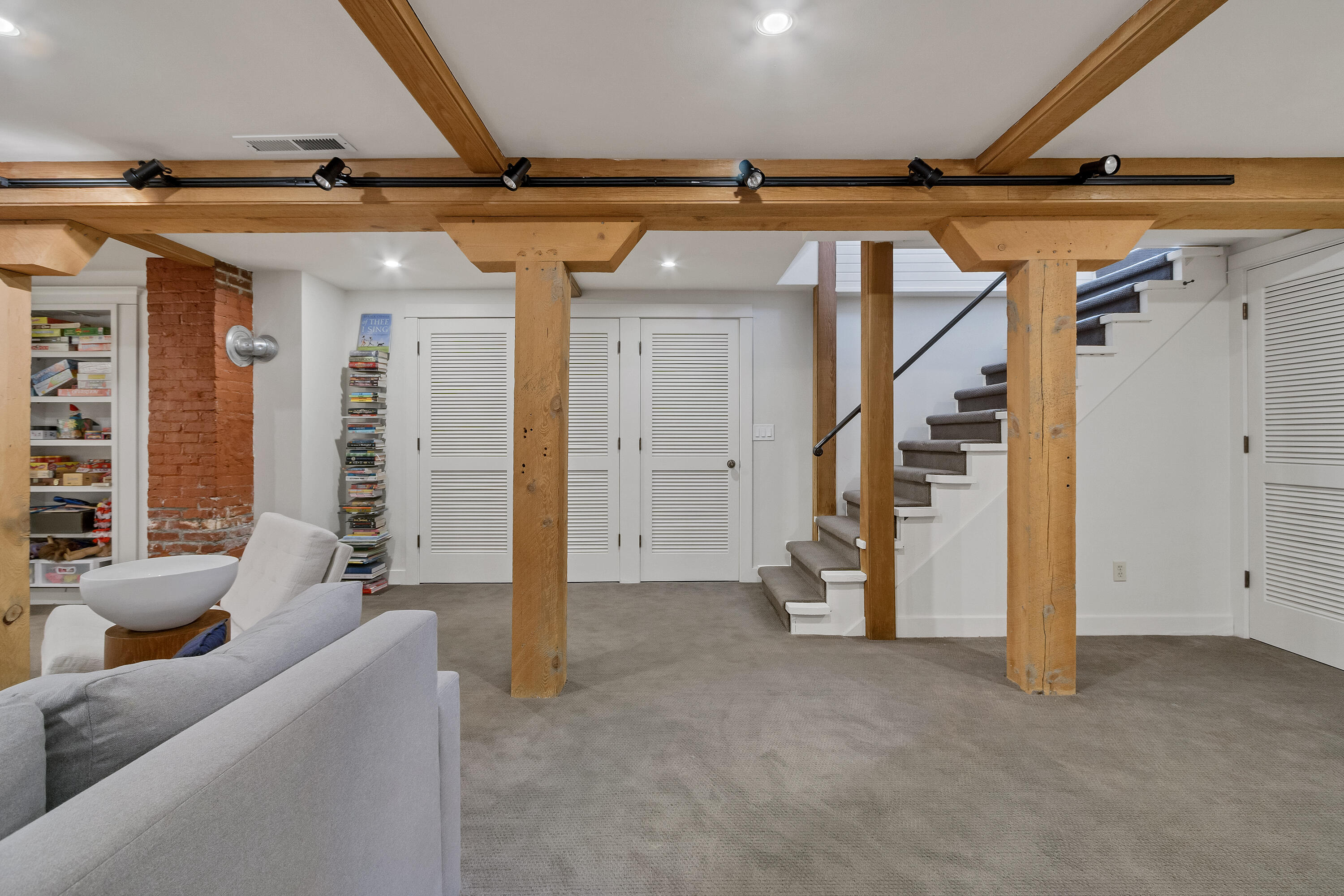 River Terrace - Residential