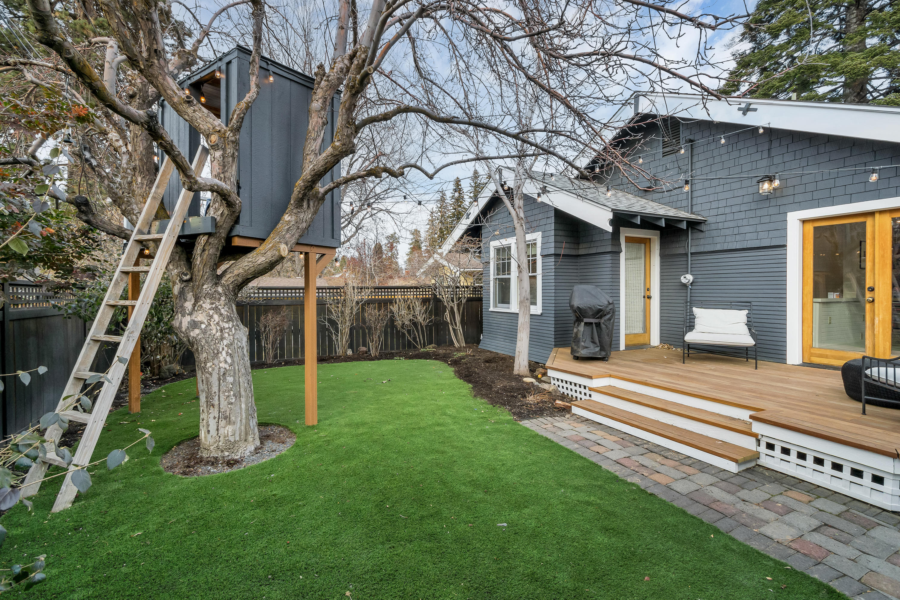 River Terrace - Residential