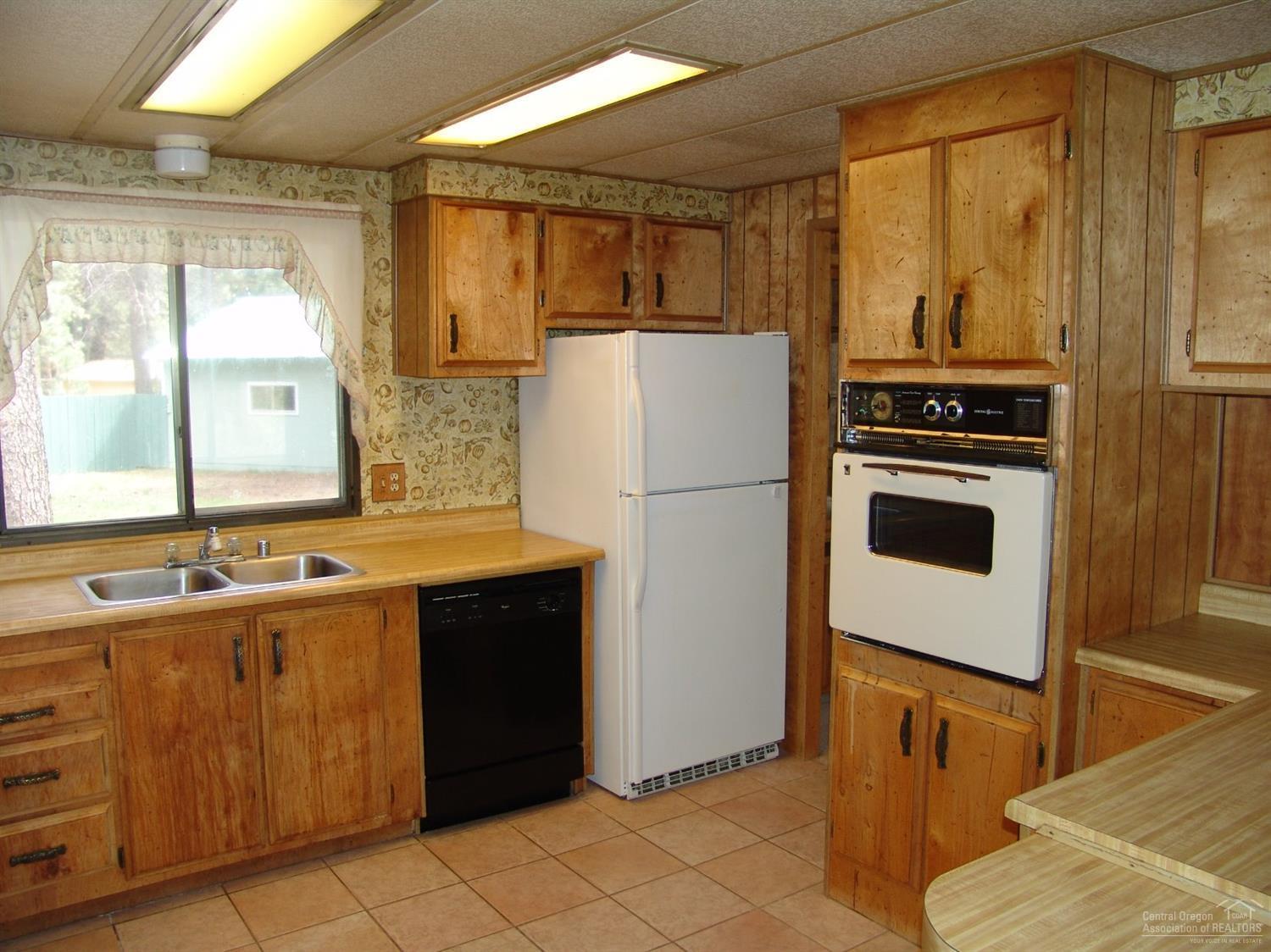 Ponderosa Pines East - Residential