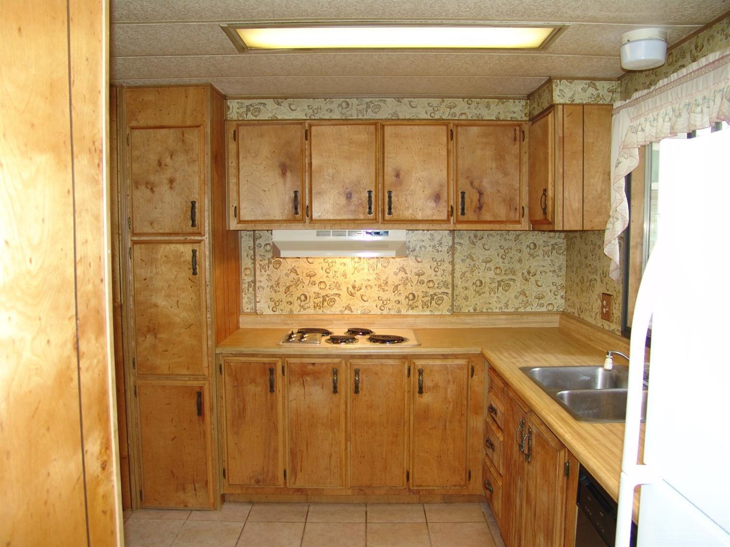 Ponderosa Pines East - Residential