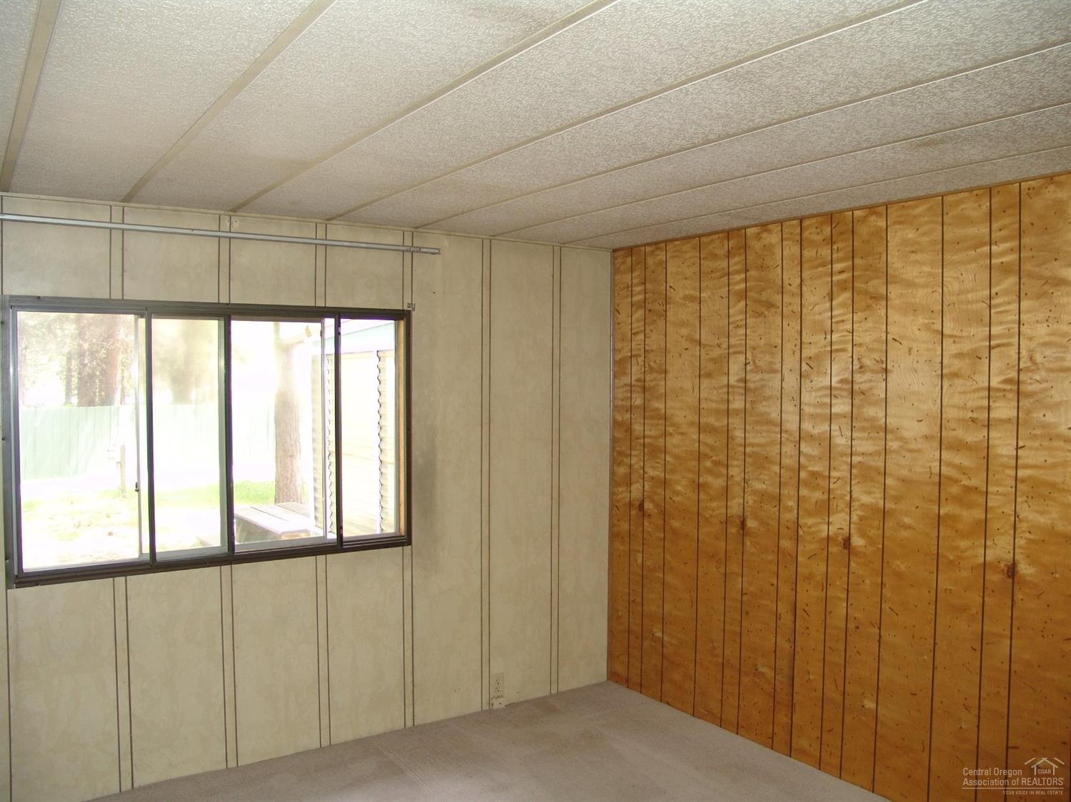 Ponderosa Pines East - Residential