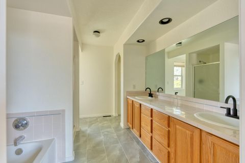 Tiny photo for 3244 SW 34th Street, Redmond, OR 97756 (MLS # 220220062)