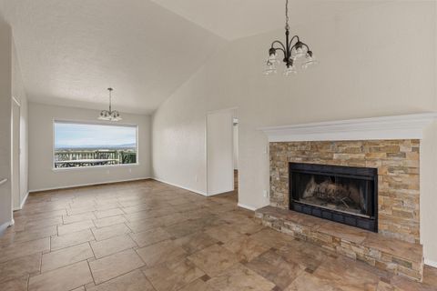 Tiny photo for 3244 SW 34th Street, Redmond, OR 97756 (MLS # 220220062)