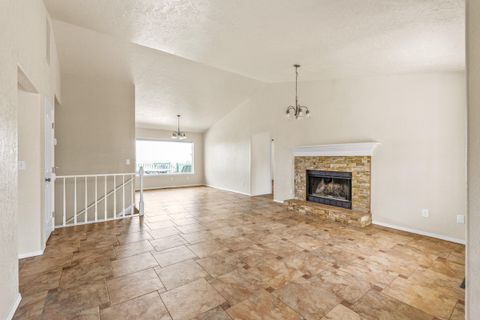 Tiny photo for 3244 SW 34th Street, Redmond, OR 97756 (MLS # 220220062)