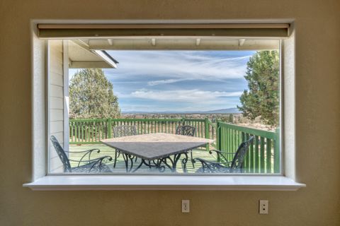 Tiny photo for 3244 SW 34th Street, Redmond, OR 97756 (MLS # 220220062)