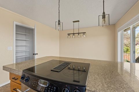 Tiny photo for 3244 SW 34th Street, Redmond, OR 97756 (MLS # 220220062)