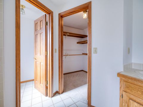 Tiny photo for 1990 Arlington Drive, Klamath Falls, OR 97601 (MLS # 220219898)