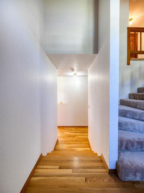 Tiny photo for 1990 Arlington Drive, Klamath Falls, OR 97601 (MLS # 220219898)