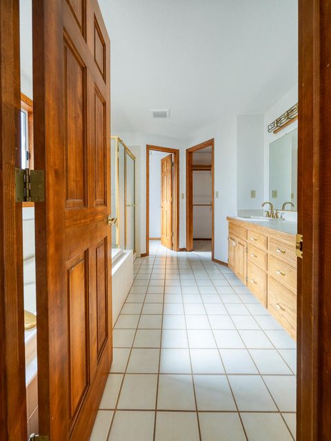 Tiny photo for 1990 Arlington Drive, Klamath Falls, OR 97601 (MLS # 220219898)