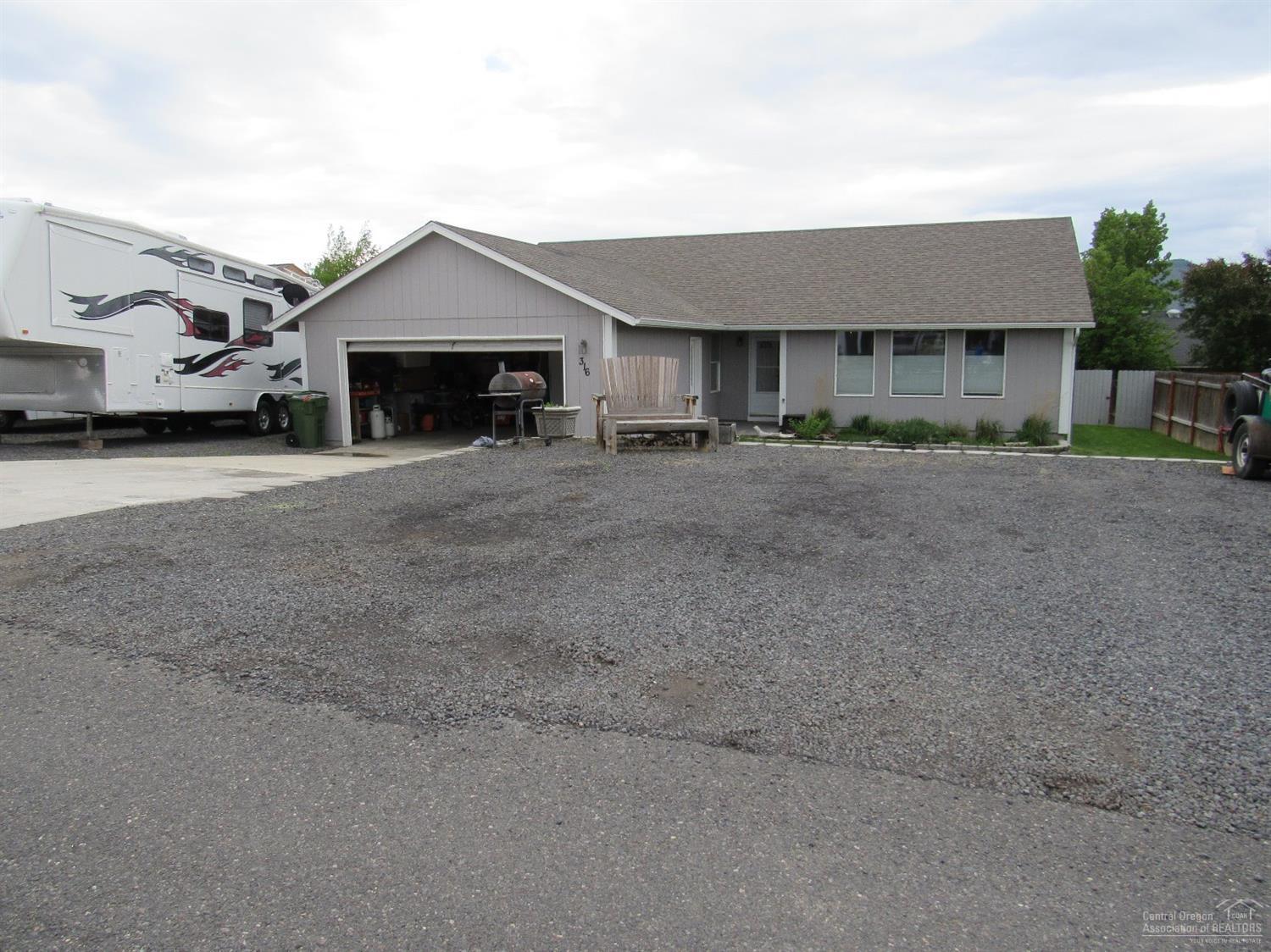 Palisades Estate - Residential