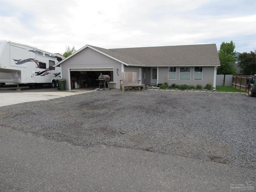 Clean, spacious home in nice neighborhood with great off street parking. Room for R/V or boat behind the fence.