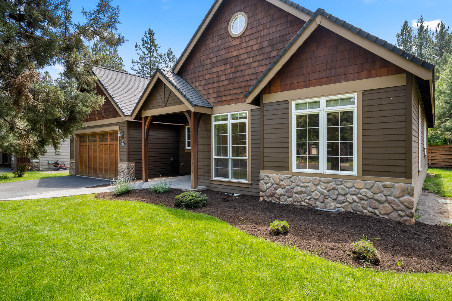 903 E Timber Pine Drive