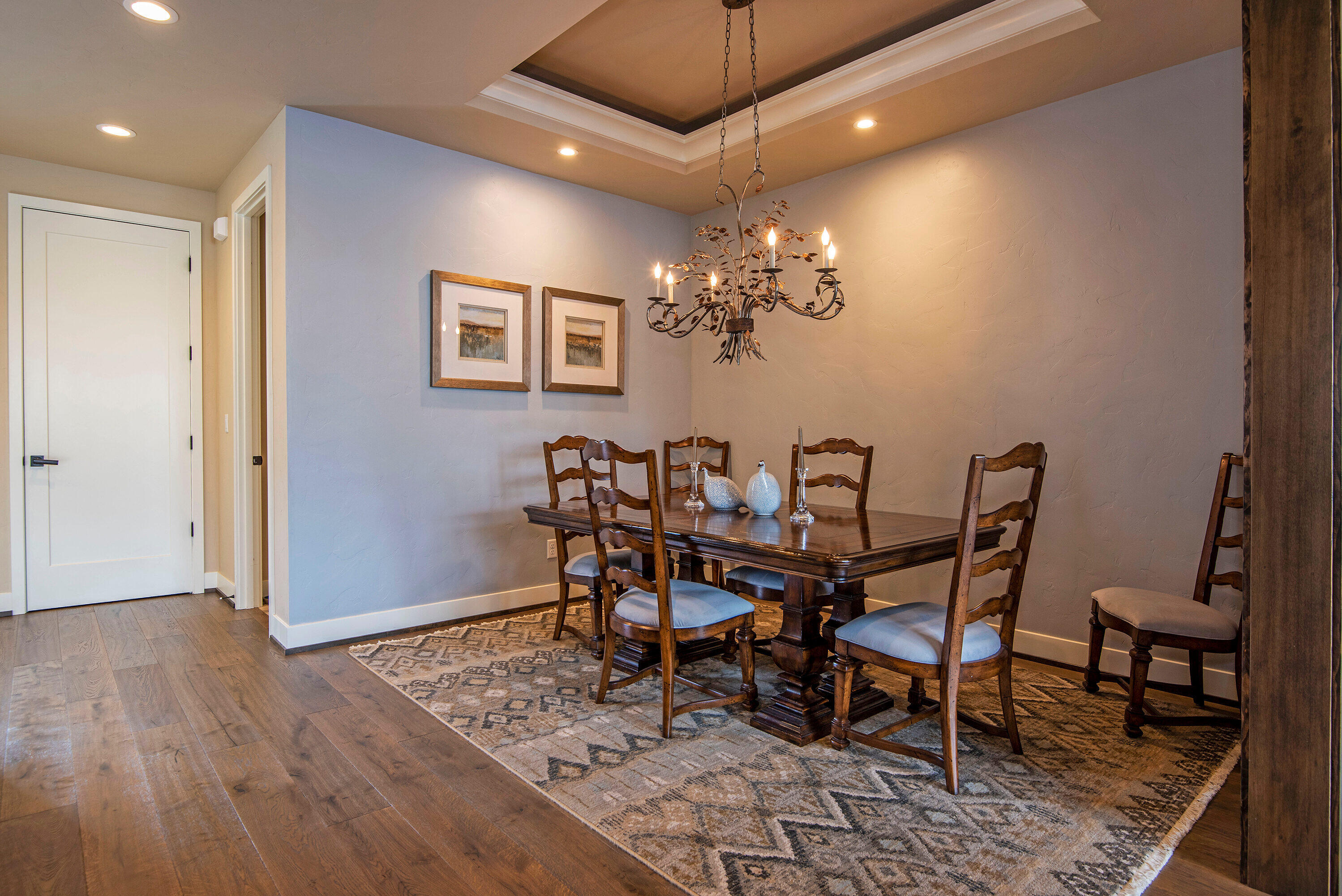 Broken Top - Residential