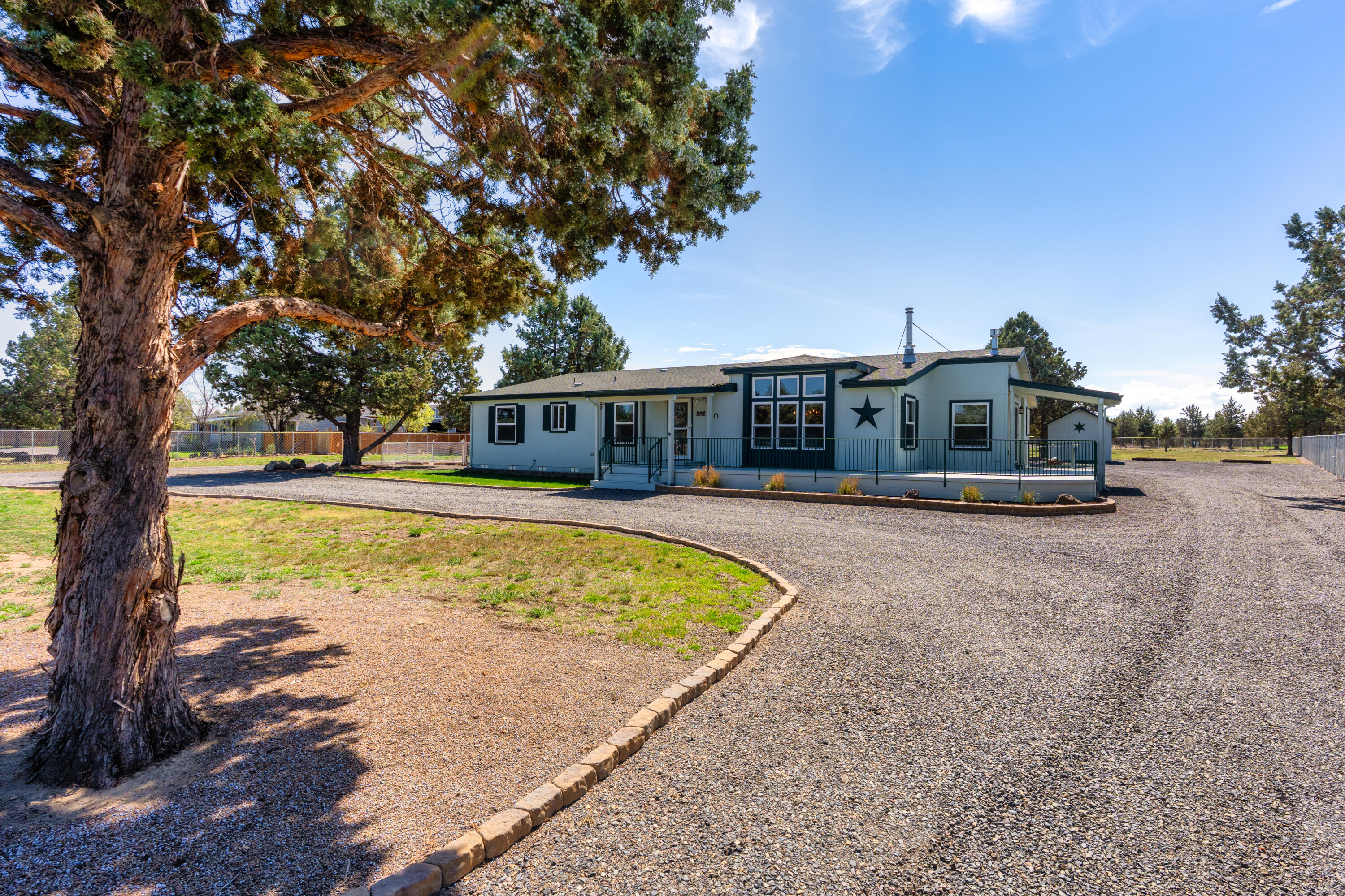 14204 SW Peninsula Drive