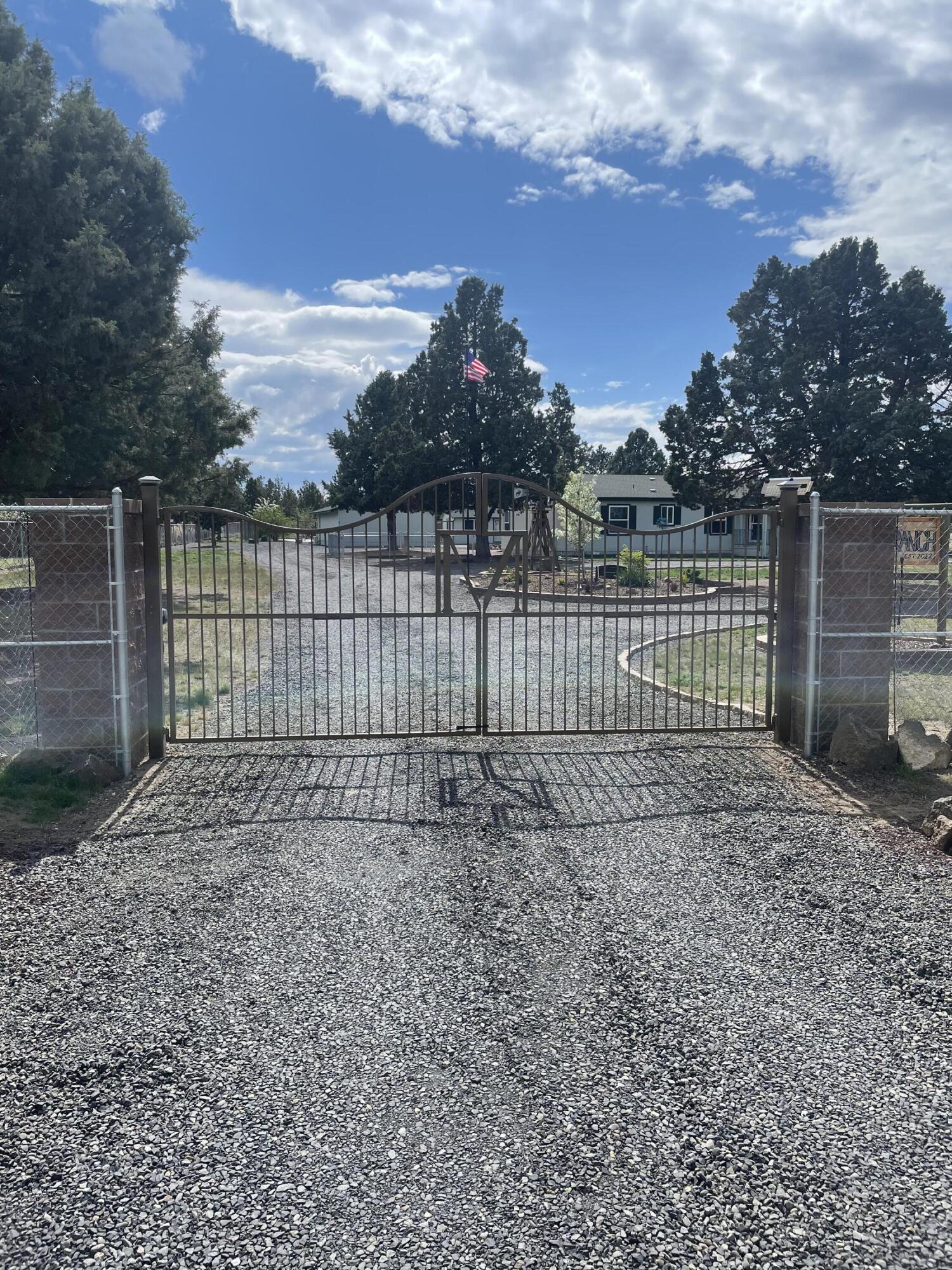 14204 SW Peninsula Drive