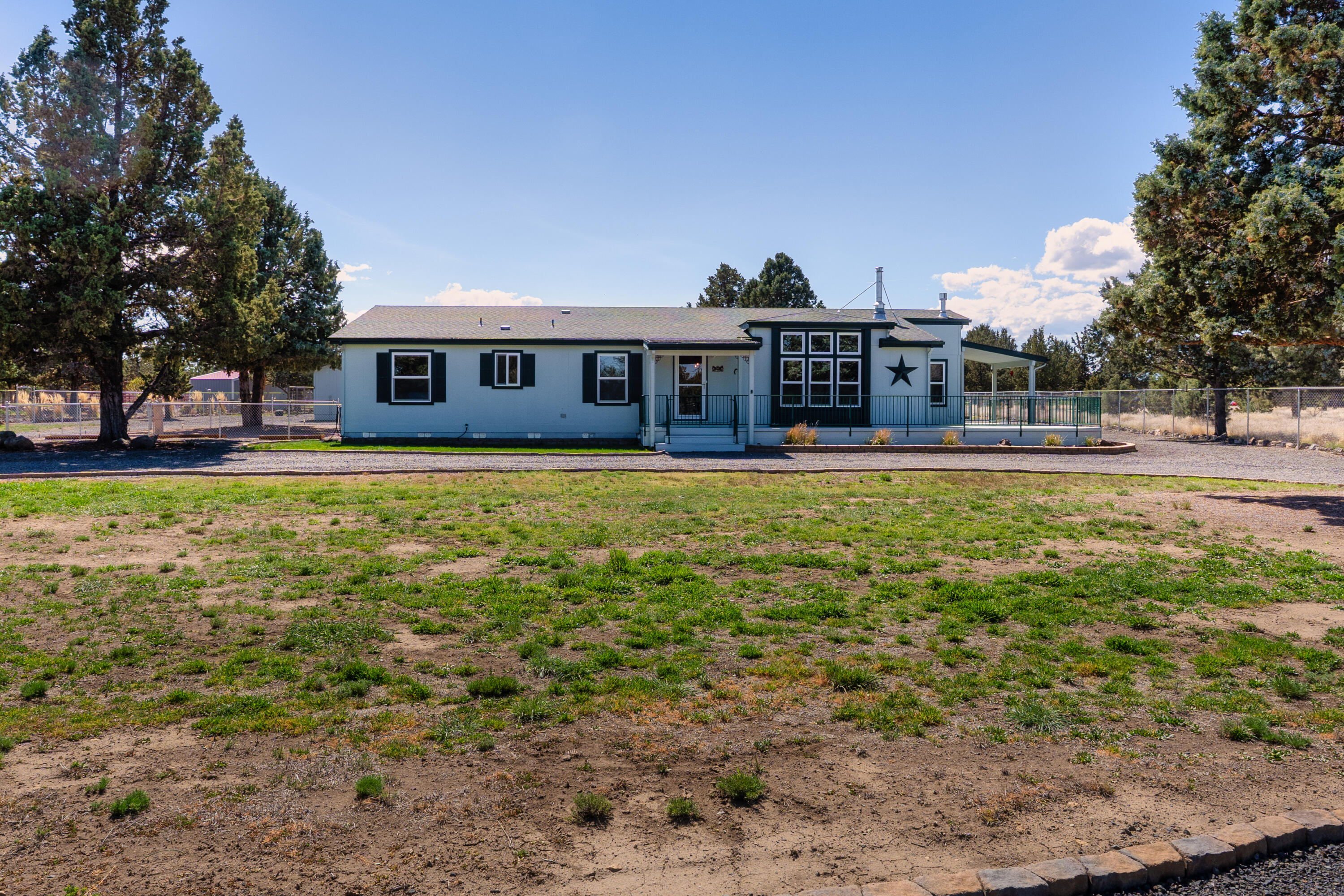 14204 SW Peninsula Drive