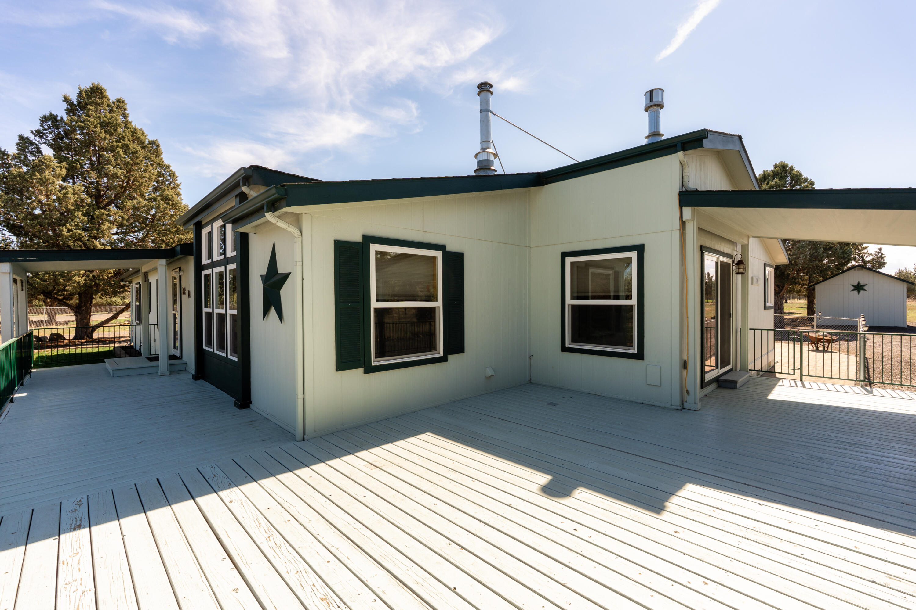 14204 SW Peninsula Drive