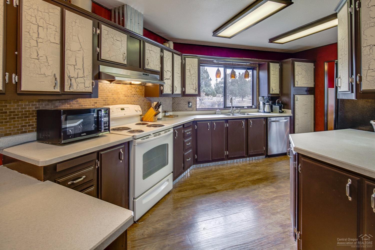 Odin Crest Estate - Residential