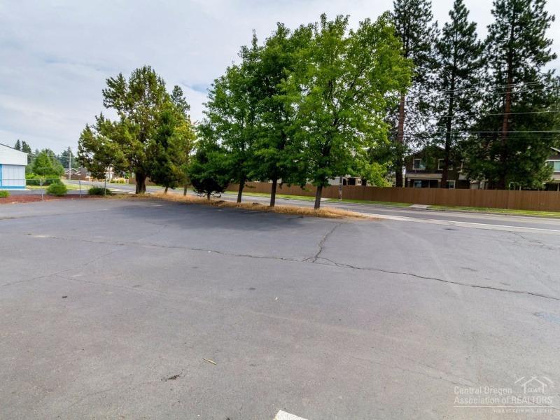 CLAB - Commercial Sale