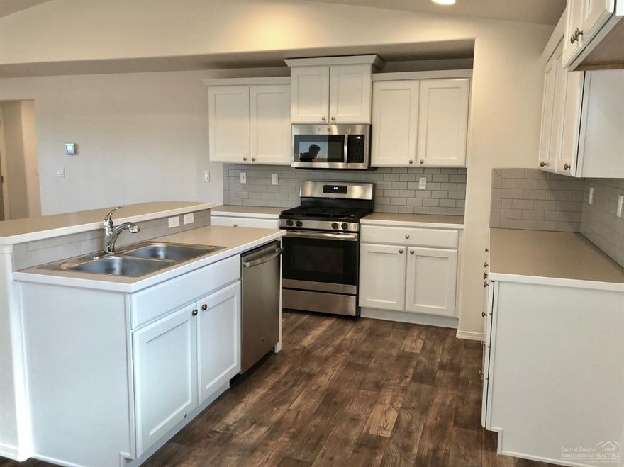 Hayden Homes newest Bend neighborhood, Butler Crossing, introduces the Canyon floor plan! Estimated completion is January 2020- photos of similar homes with similar finishes.