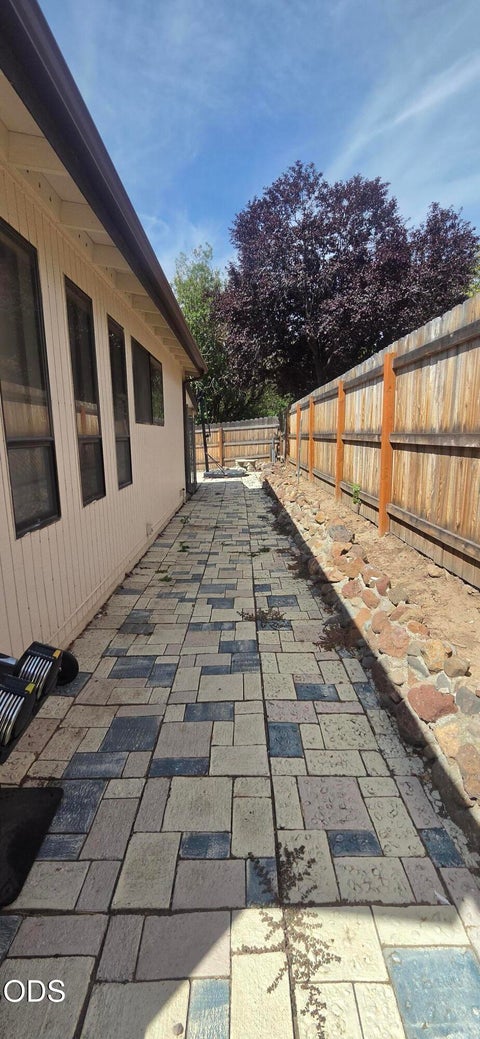 Tiny photo for 445 Havencrest Court, Klamath Falls, OR 97603 (MLS # 220226515)