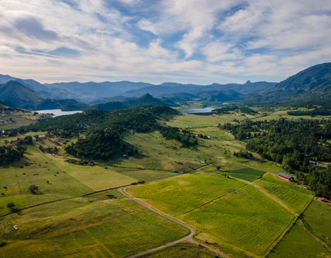 Tiny photo for 5293 Oregon 66, Ashland, OR 97520 (MLS # 220219782)