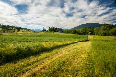 Tiny photo for 5293 Oregon 66, Ashland, OR 97520 (MLS # 220219782)