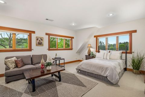 Tiny photo for 5293 Oregon 66, Ashland, OR 97520 (MLS # 220219782)