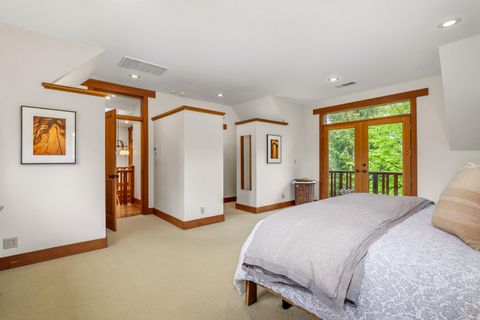 Tiny photo for 5293 Oregon 66, Ashland, OR 97520 (MLS # 220219782)