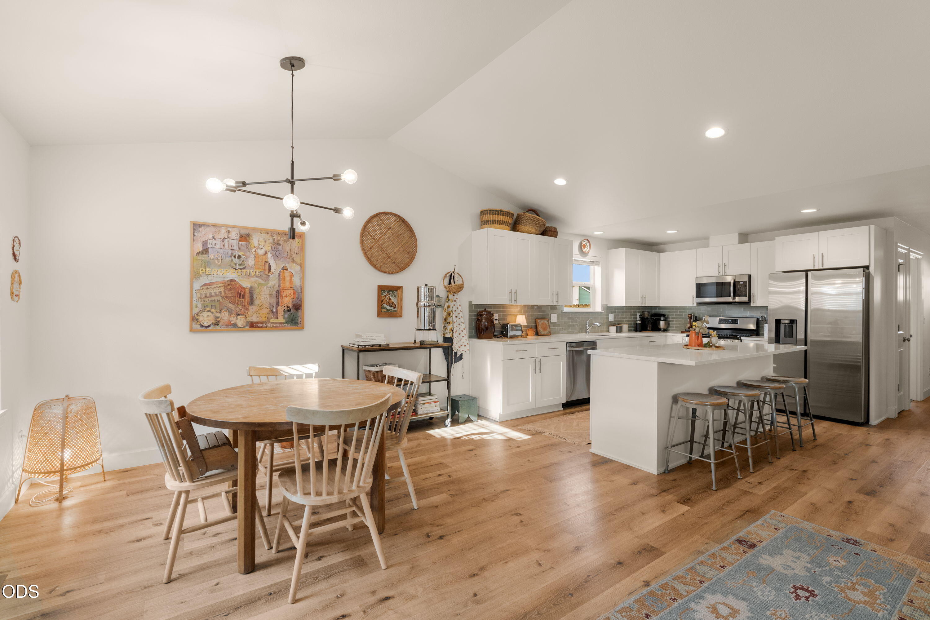 320 NW 33rd Street